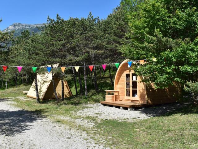 Saint-Martin-de-Clelles Camping La Chabannerie酒店 外观 照片