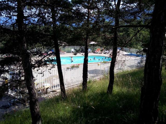 Saint-Martin-de-Clelles Camping La Chabannerie酒店 外观 照片