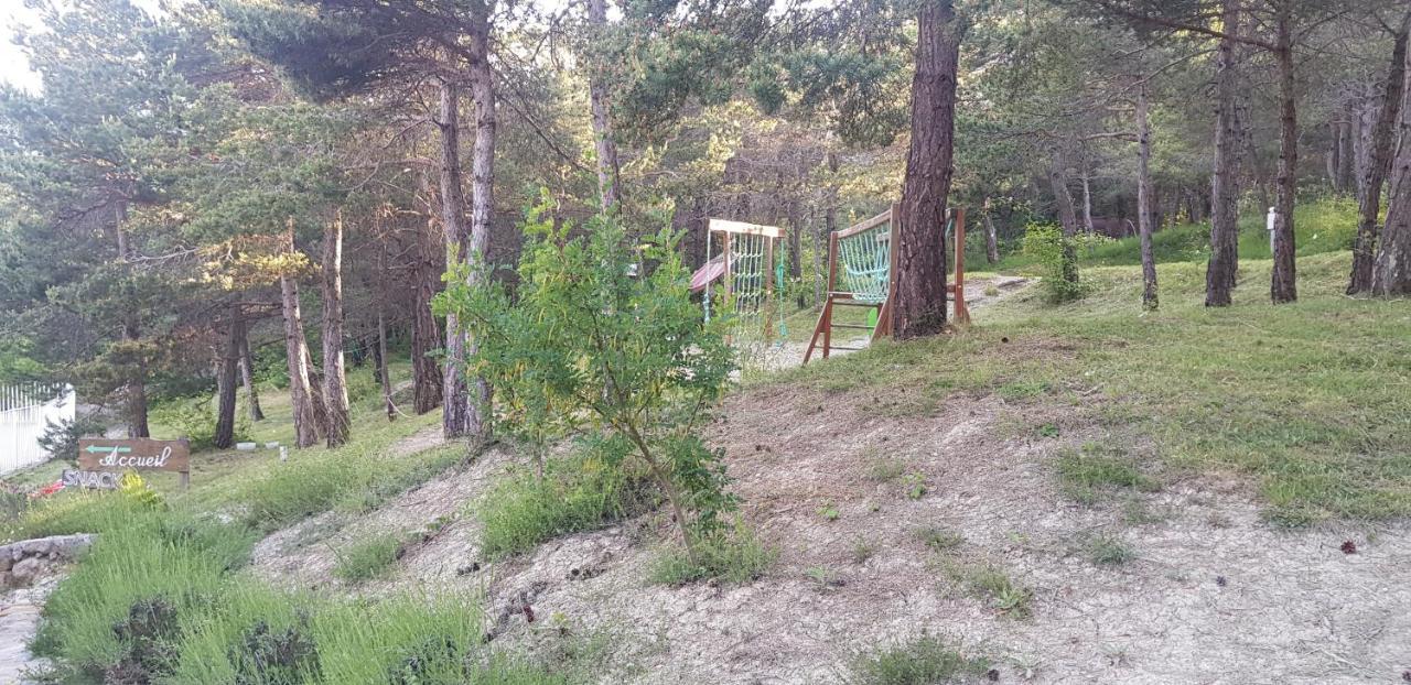 Saint-Martin-de-Clelles Camping La Chabannerie酒店 外观 照片